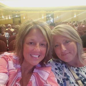 Meet your Posher, Angie